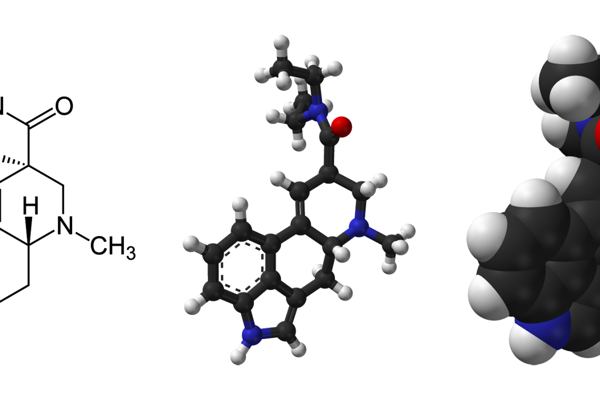 Representacion cientifica de la molecula de LSD: formula estructural en 2D y modelos moleculares tridimensionales
