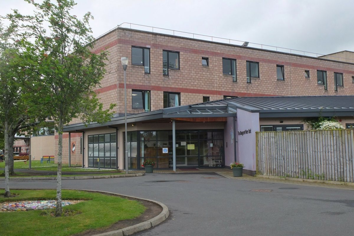 Entrada de la Margaret Kerr Unit, una unidad de cuidados paliativos del Borders General Hospital, en Escocia