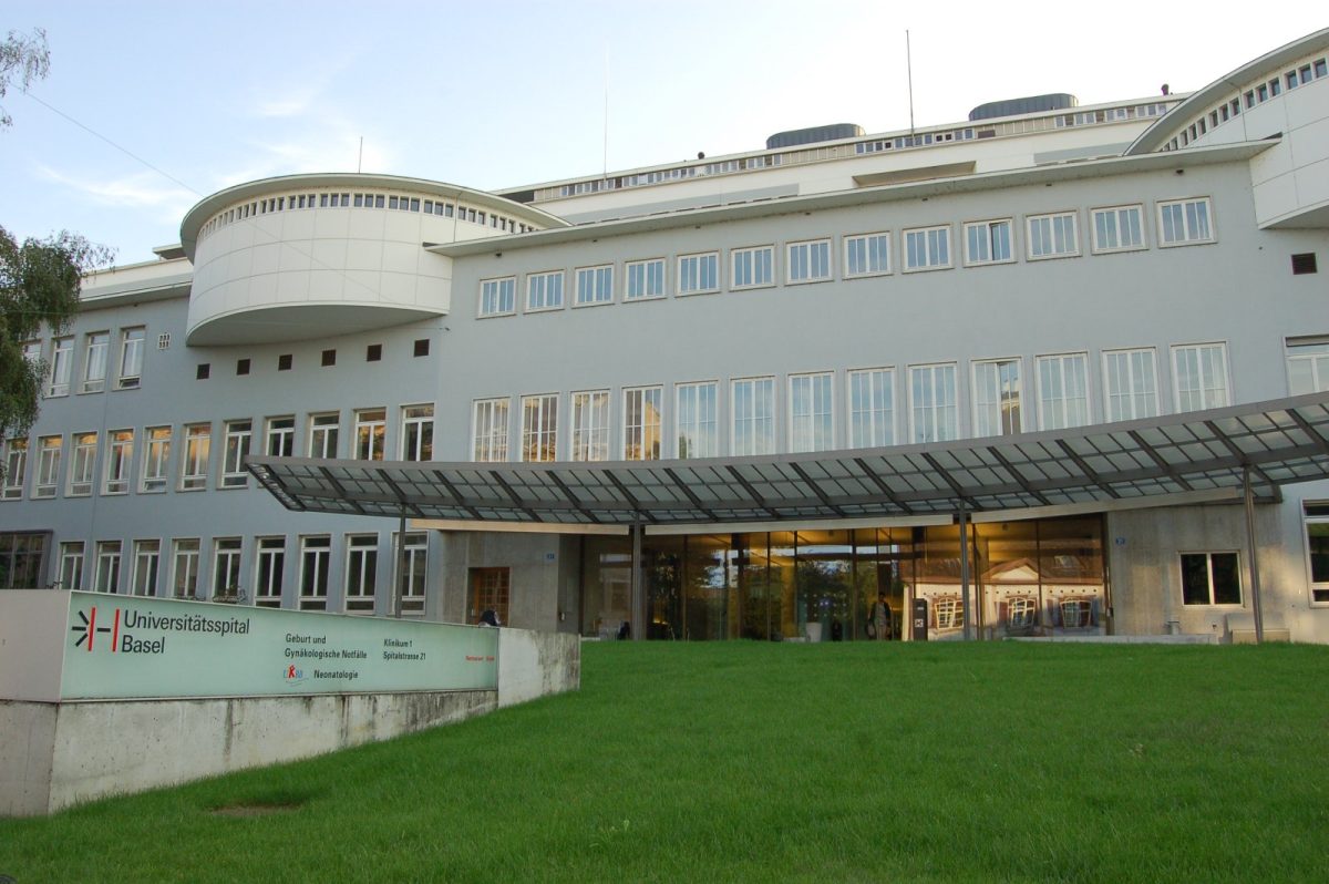 Fachada del Hospital Universitario de Basilea (Universitätsspital Basel)